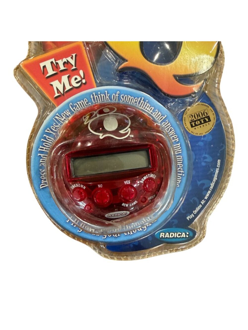 20Q Electronic Game NEW VTG Trivia Radica Red Twenty Questions 74012 Deadstock - Picture 2 of 4